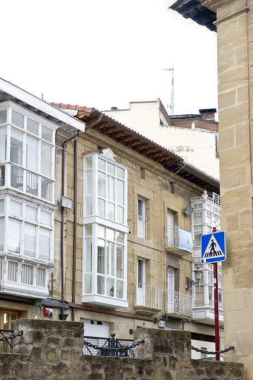 Apartamentos Turisticos Los Zapatos Morados Аро Экстерьер фото